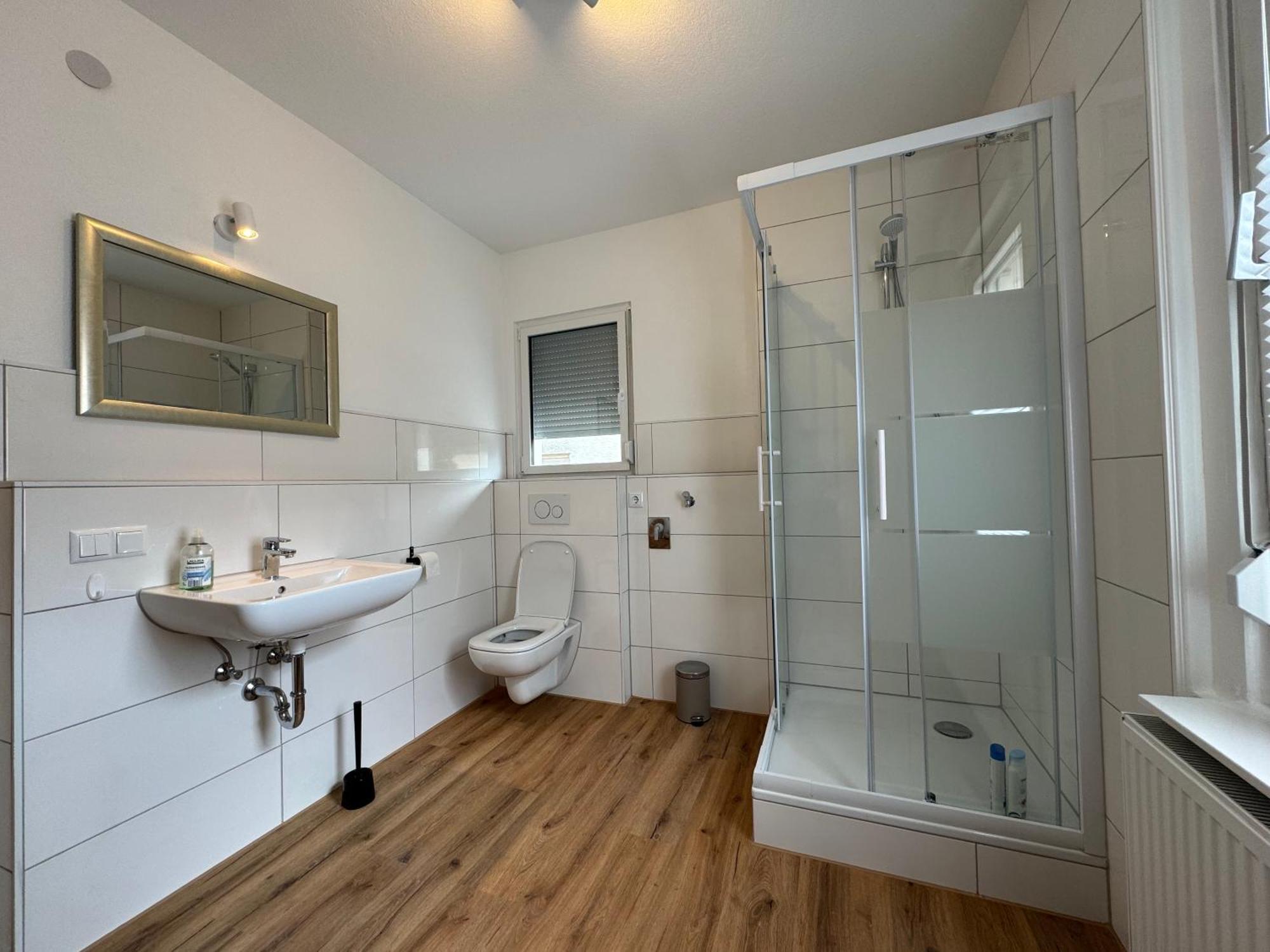 90Qm 4-Zimmer-Wohnung - Apartment Friedrichstrasse Vaihingen an der Enz Bagian luar foto